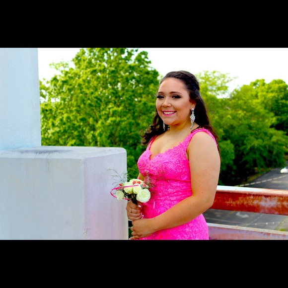 BEAUTIFUL SHERRY HILL HOT PINK ELEGANT GOWN,SZ 6🦋 - Picture 1 of 7